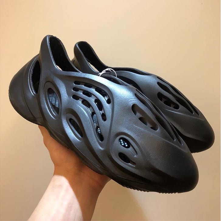 adidas Yeezy Foam Runner 4 wersje 4
