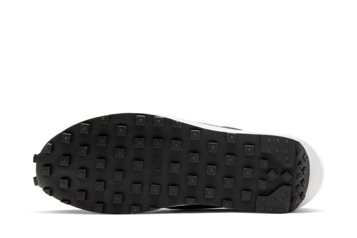 sacai Nike LDWaffle Black BV0073-002 1