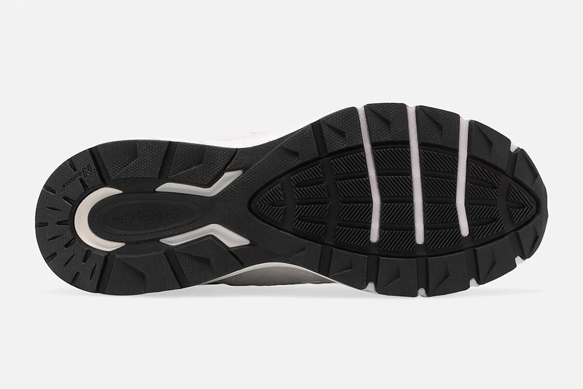 New Balance 990v5 Nimbus Cloud 3