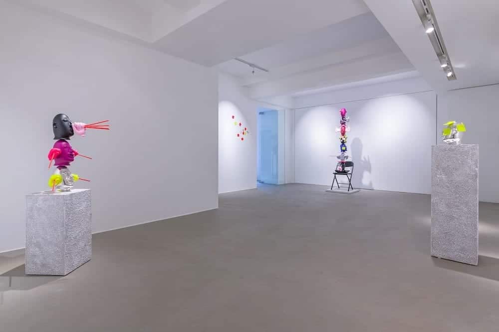 Wystawa Mark Whalen Gentle Reminders Over The Influence 10