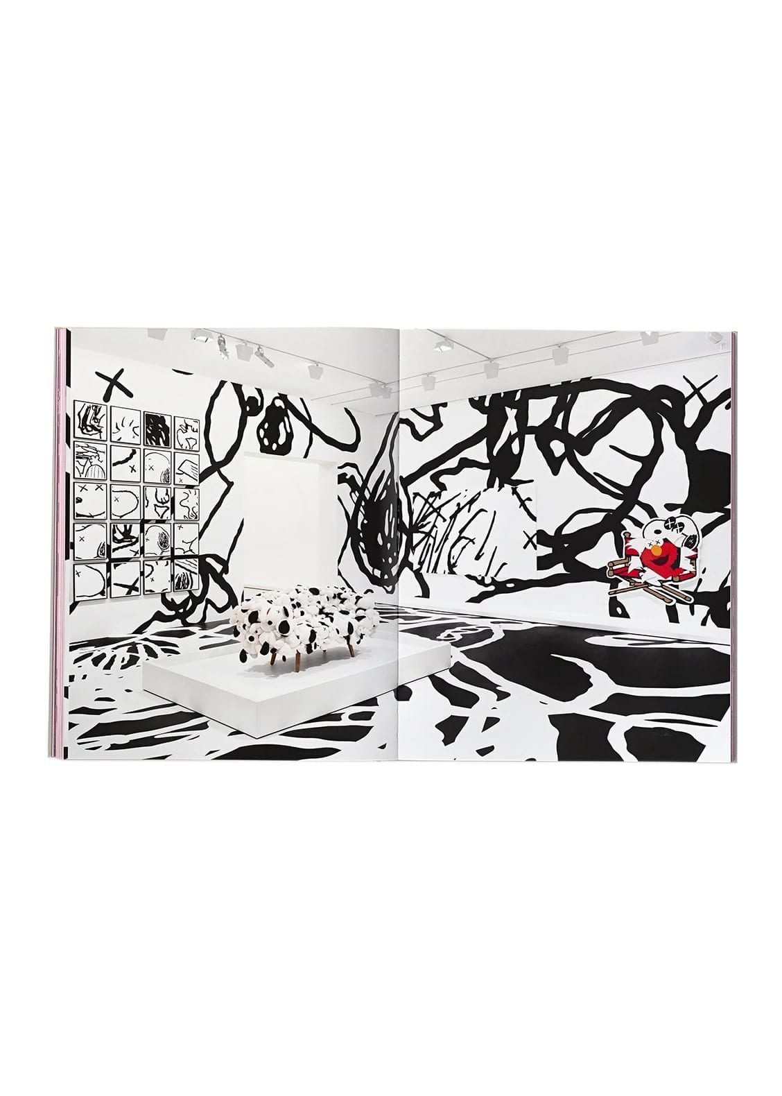 KAWS- Companionship in the Age of Loneliness 3