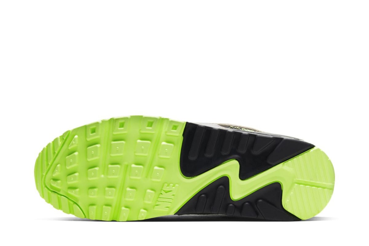 Nike Air Max 90 Ghost Green Duck Camo CW4039-300 1