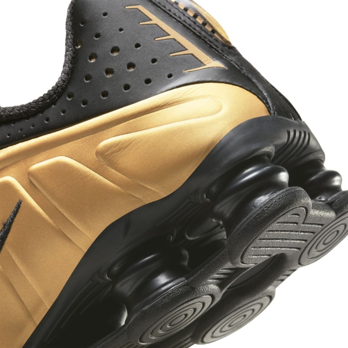 Nike Shox R4  Metallic Gold Black 104265-702 7