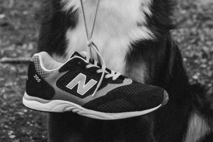 BEAMS x New Balance RC205 COMP800 BEAMS x New Balance RC205 COMP800