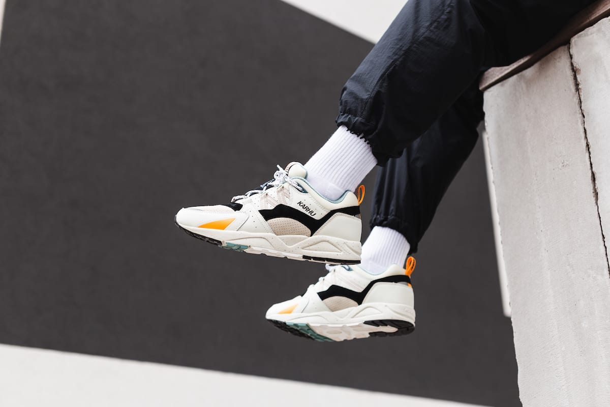 KARHU FUSION 2 Lily White Jet Black F804092 3