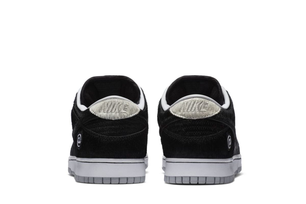 Medicom Toy x Nike SB Dunk Low BEARBRICK CZ5127-001 5