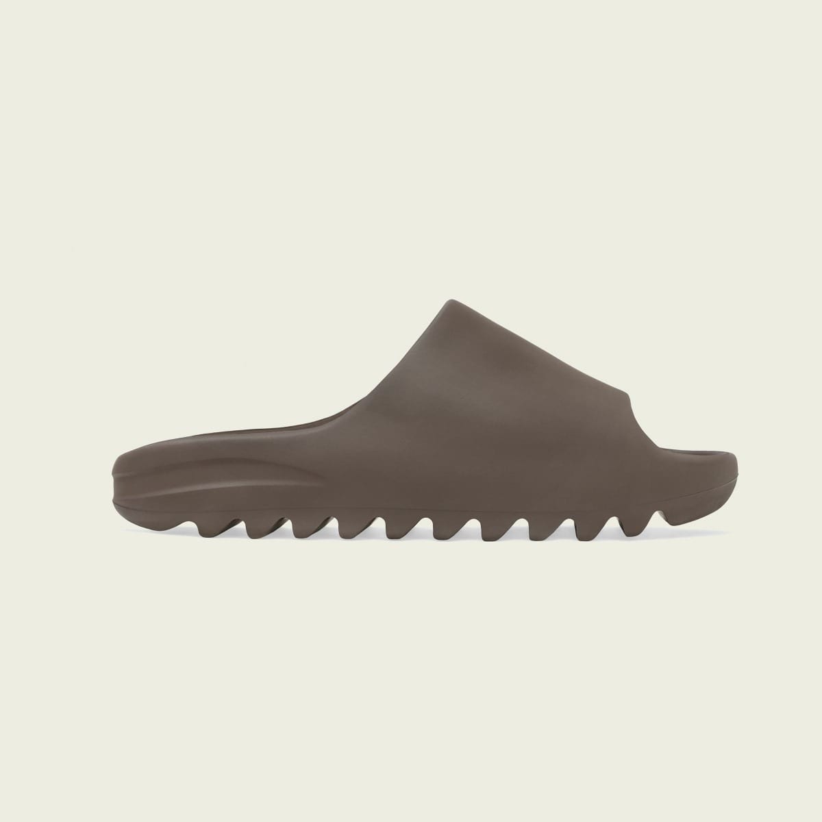 klapki yeezy slide soot G55495 1