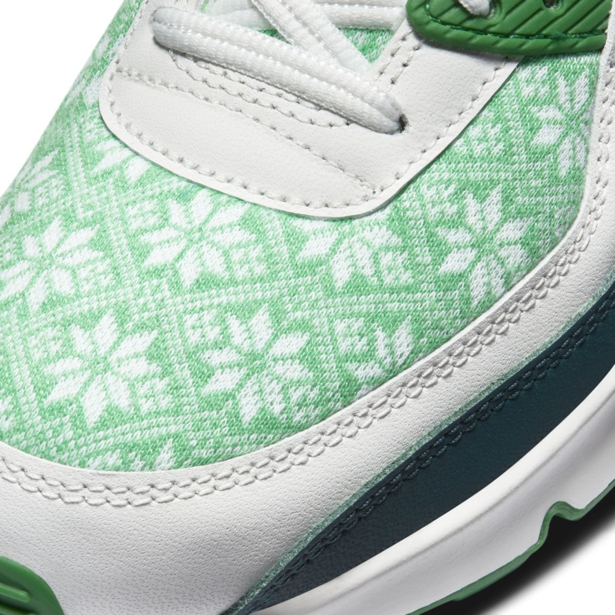 Nike Air Max 90 GS Christmas DC1621-100 7