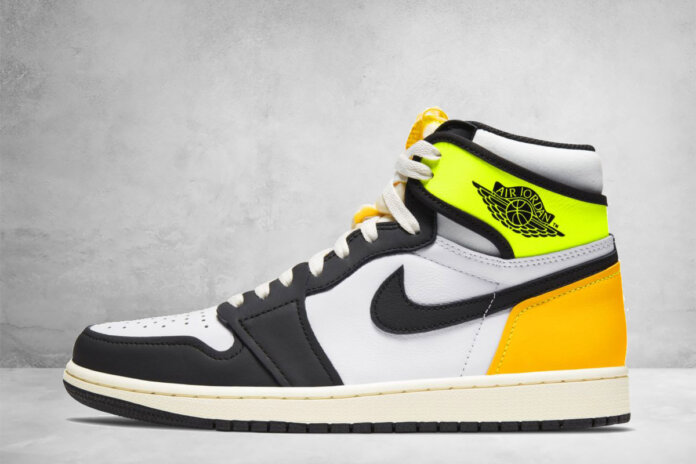 Air Jordan 1 High Volt Gold 555088-118 Air Jordan 1 High Volt Gold 555088-118