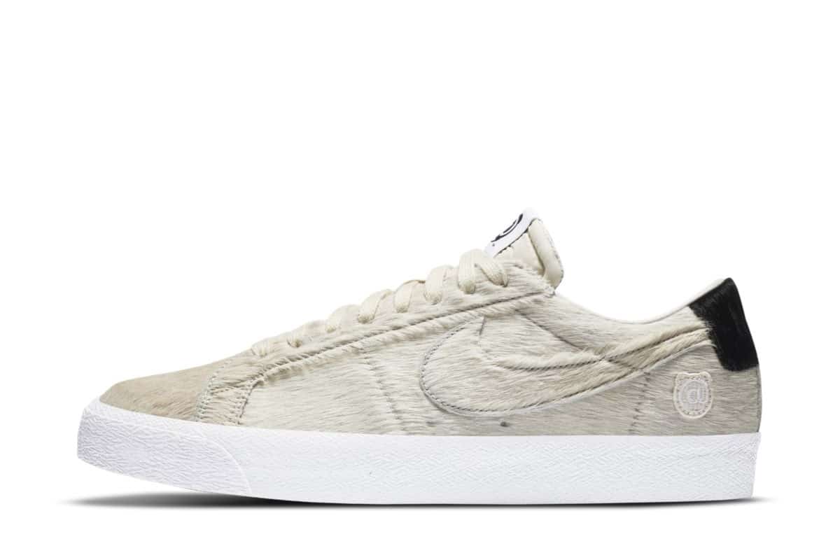 Medicom Toy x Nike SB Blazer Low BEARBRICK CZ4620-200 2