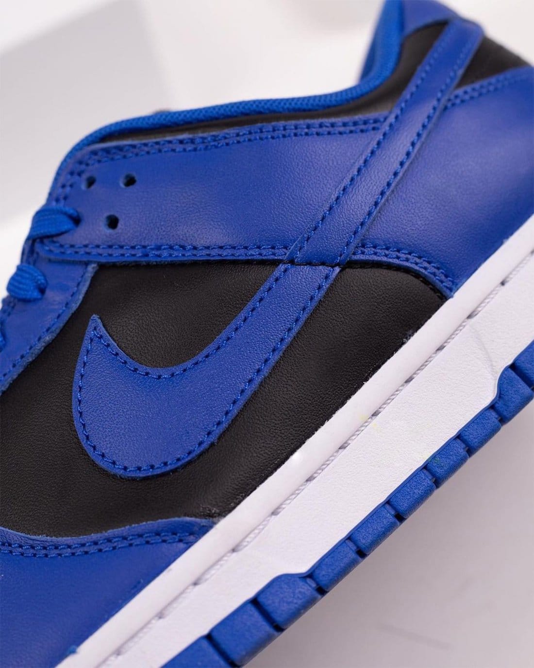 Nike Dunk Low Hyper Cobalt DD1391-001 8