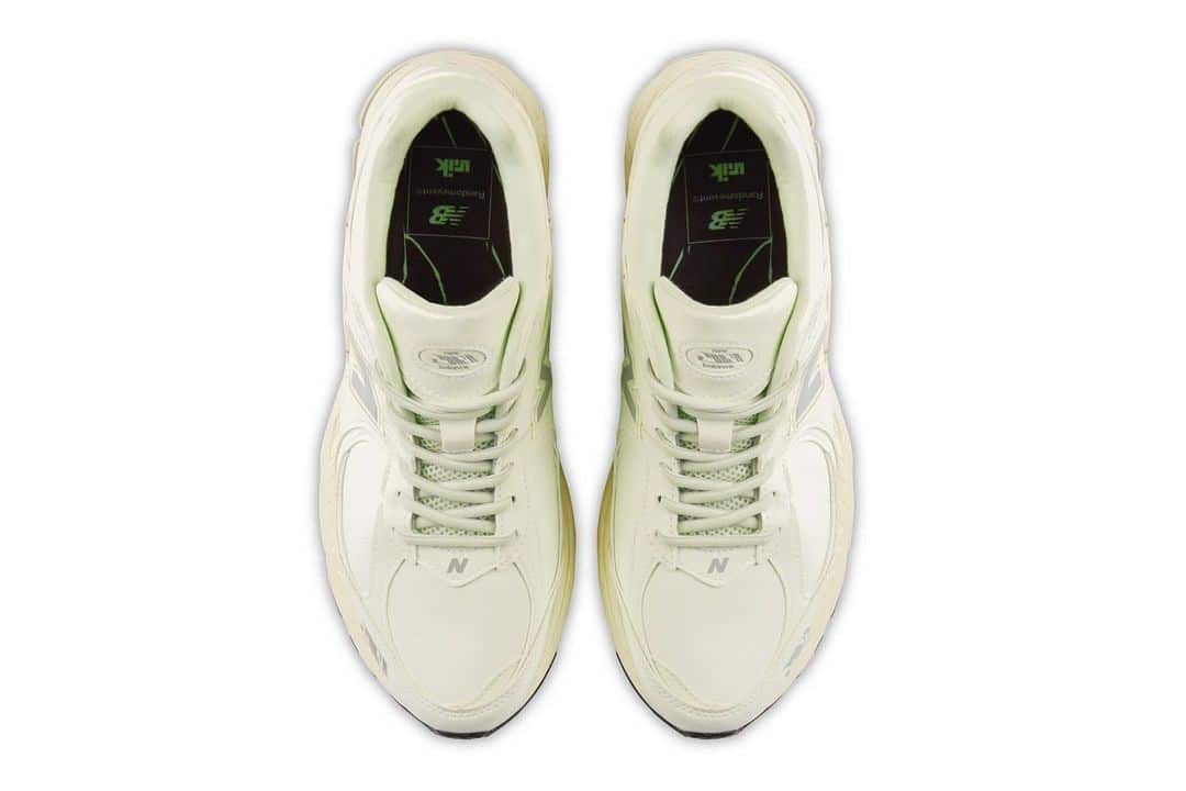 randomevent x unik x new balance 2002r 5