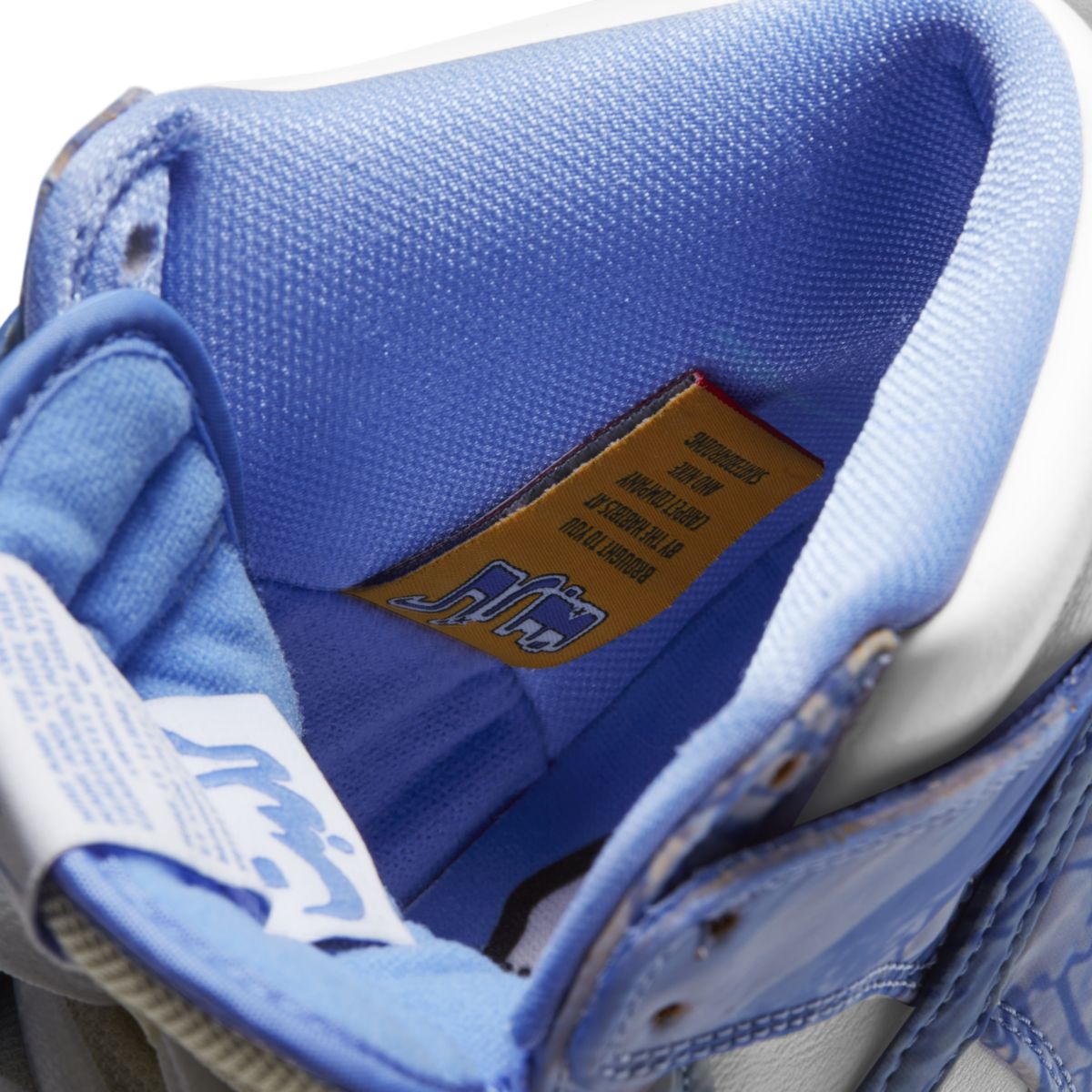 Carpet Company x Nike SB Dunk High CV1677-100 14