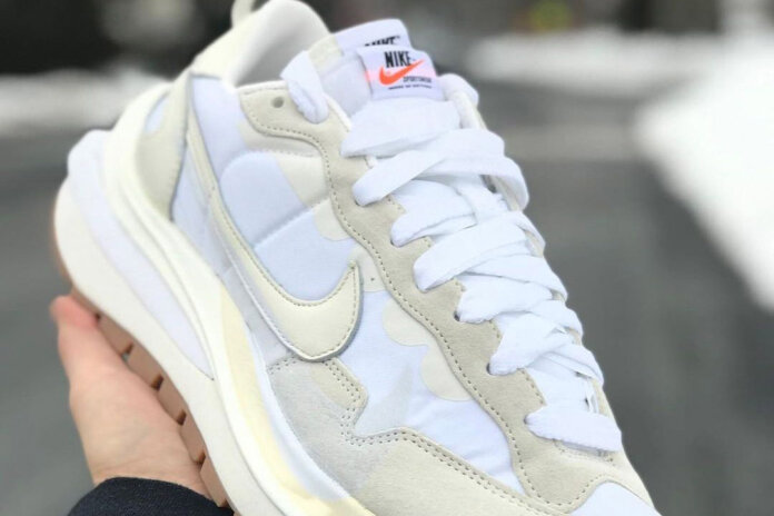 zdjęcia sacai x Nike VaporWaffle sail zdjęcia sacai x Nike VaporWaffle sail