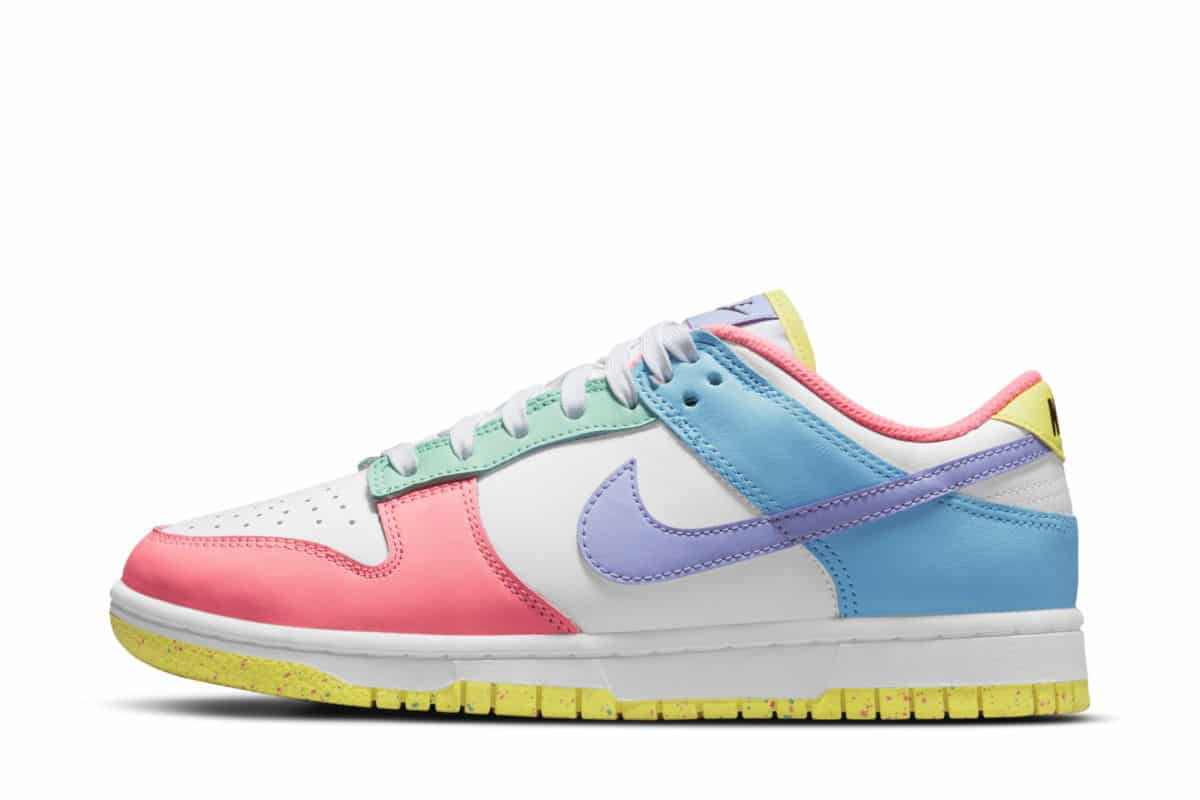 NIKE DUNK LOW WMNS SE White Green Glow Sunset Pulse DD1872-100 2