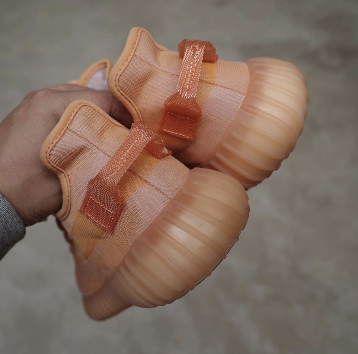 adidas Yeezy Boost 350 V2 Mono Clay zdjecia 8
