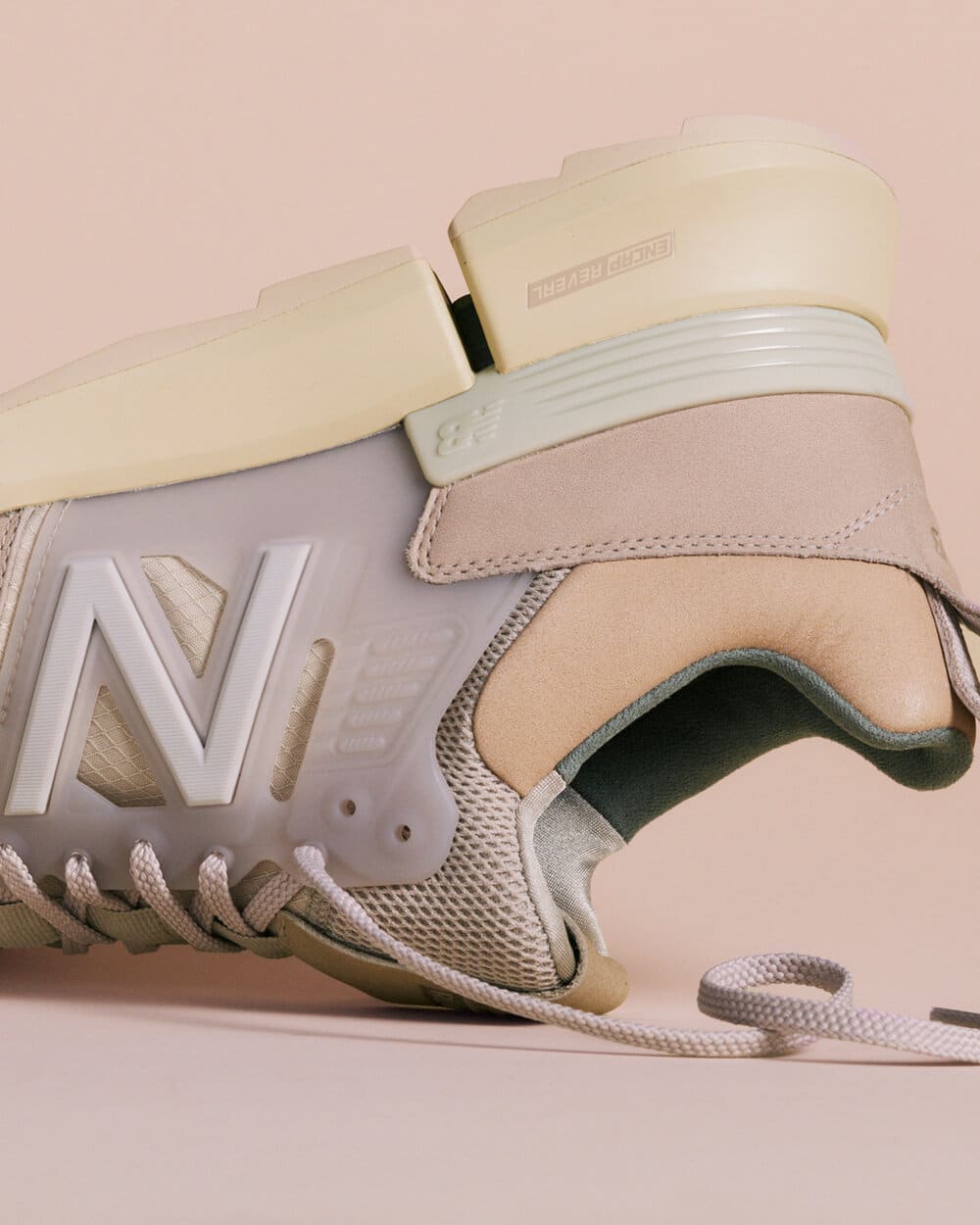 auralee x New Balance Tokyo Design Studio R_C2 3