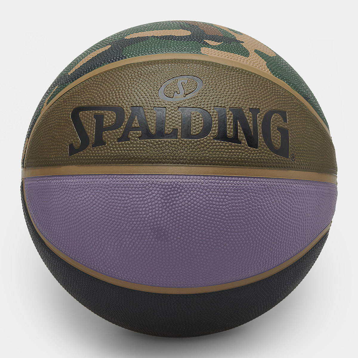 Carhartt WIP x Spalding Valiant 4 Basketball 2
