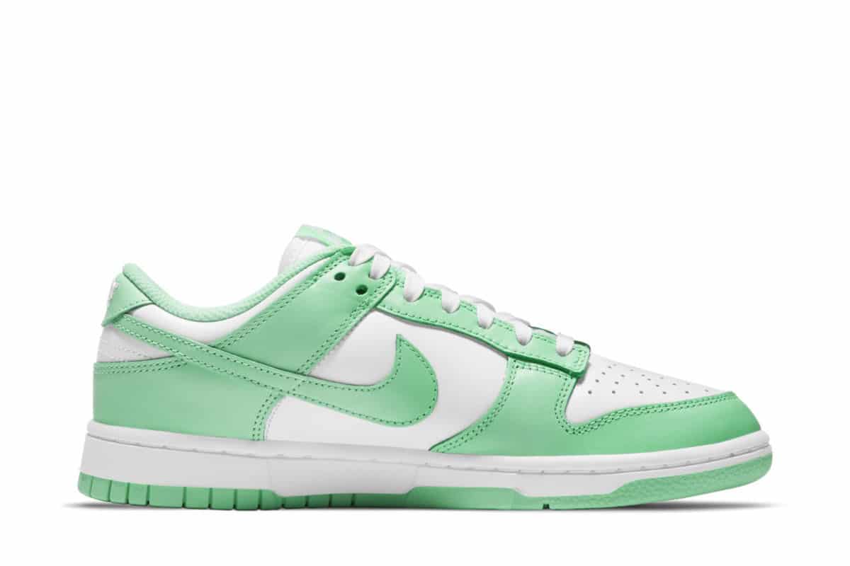 Nike Dunk Low WMNS Green Glow DD1503-105 3