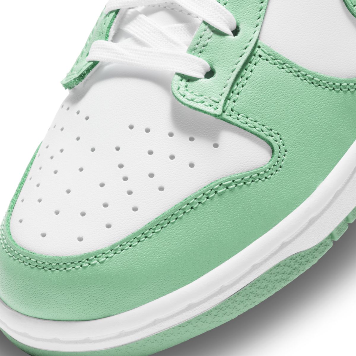 Nike Dunk Low WMNS Green Glow DD1503-105 7