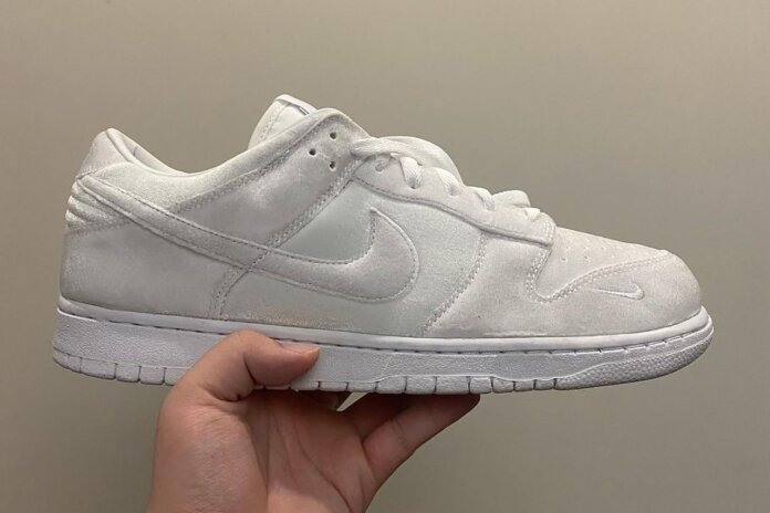 Dover Street Market x Nike Dunk Low Dover Street Market x Nike Dunk Low