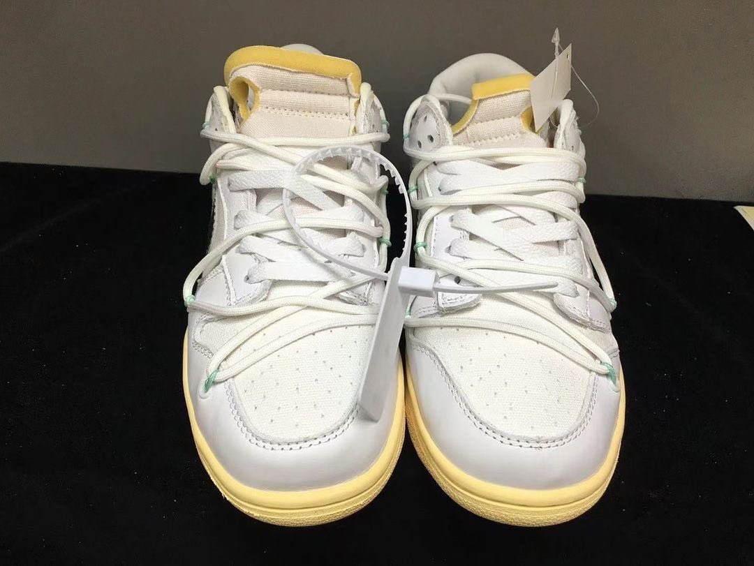 Off-White x Nike Dunk Low 01 of 50 2