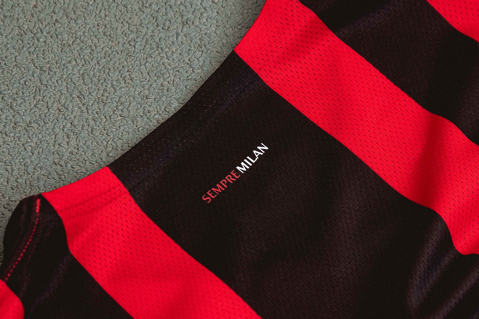koszulki piłkarskie AC Milan Puma 2021 2022 2