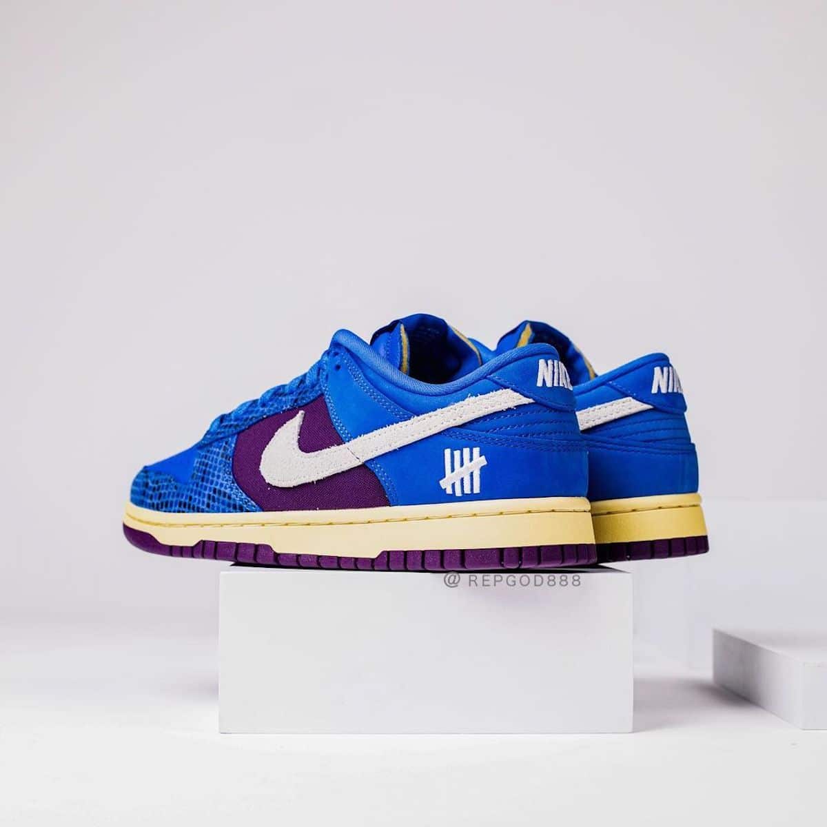 undefeated x nike dunk low blue snakeskin DH6508-400 zdjecia 6