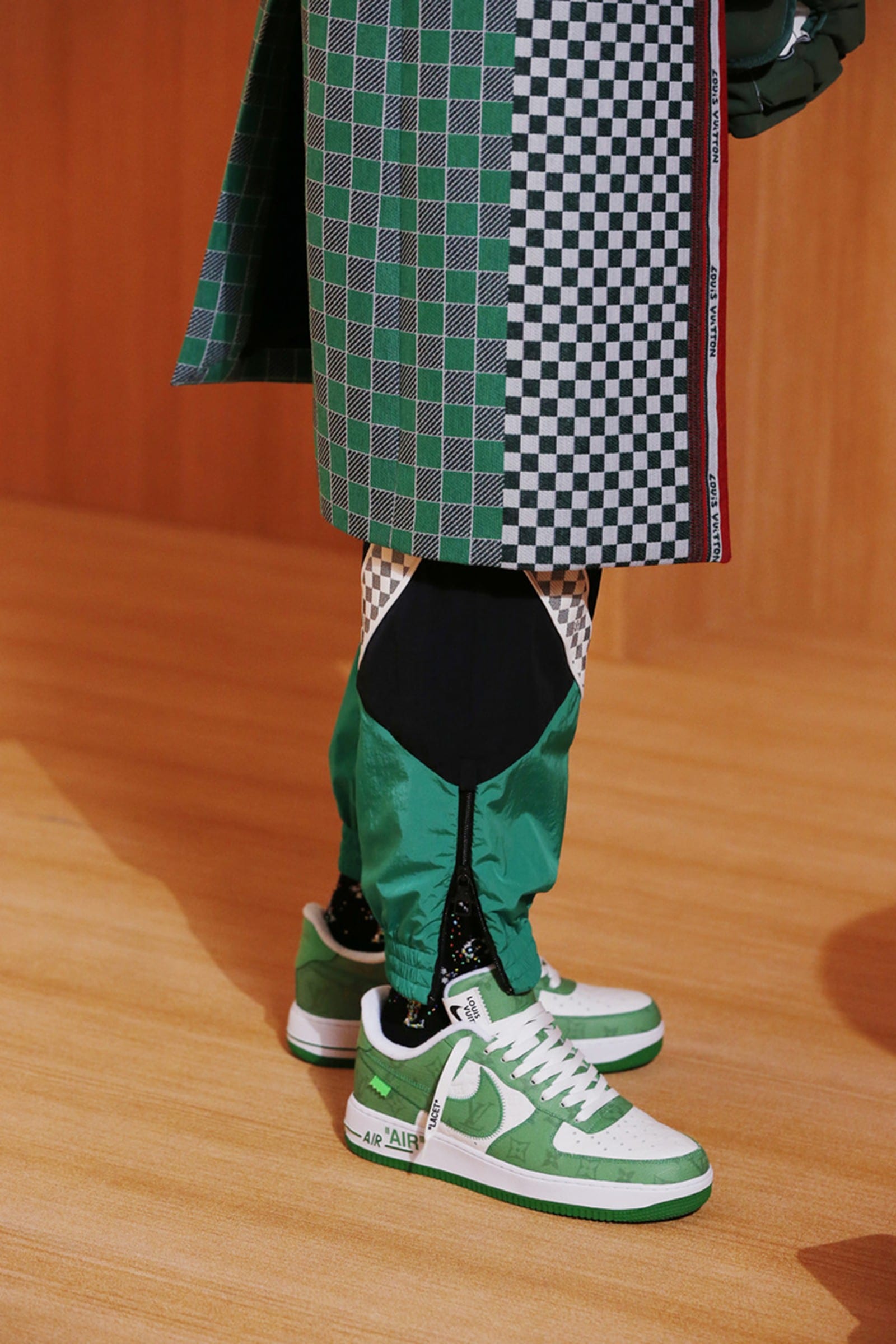 Louis Vuitton x Nike Air Force 1 zajawka 8
