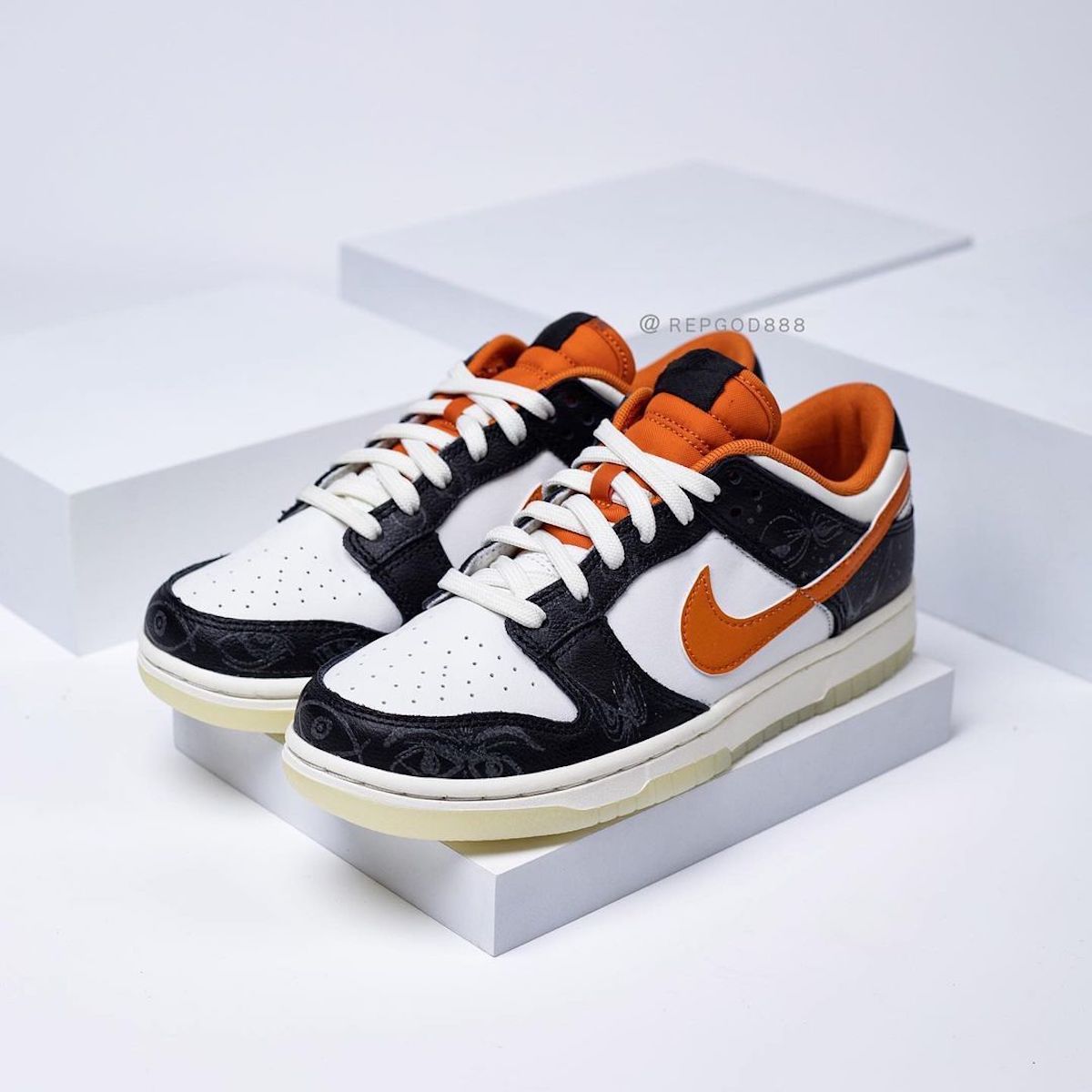 Nike Dunk low Halloween zdjecia DD3357-100 6
