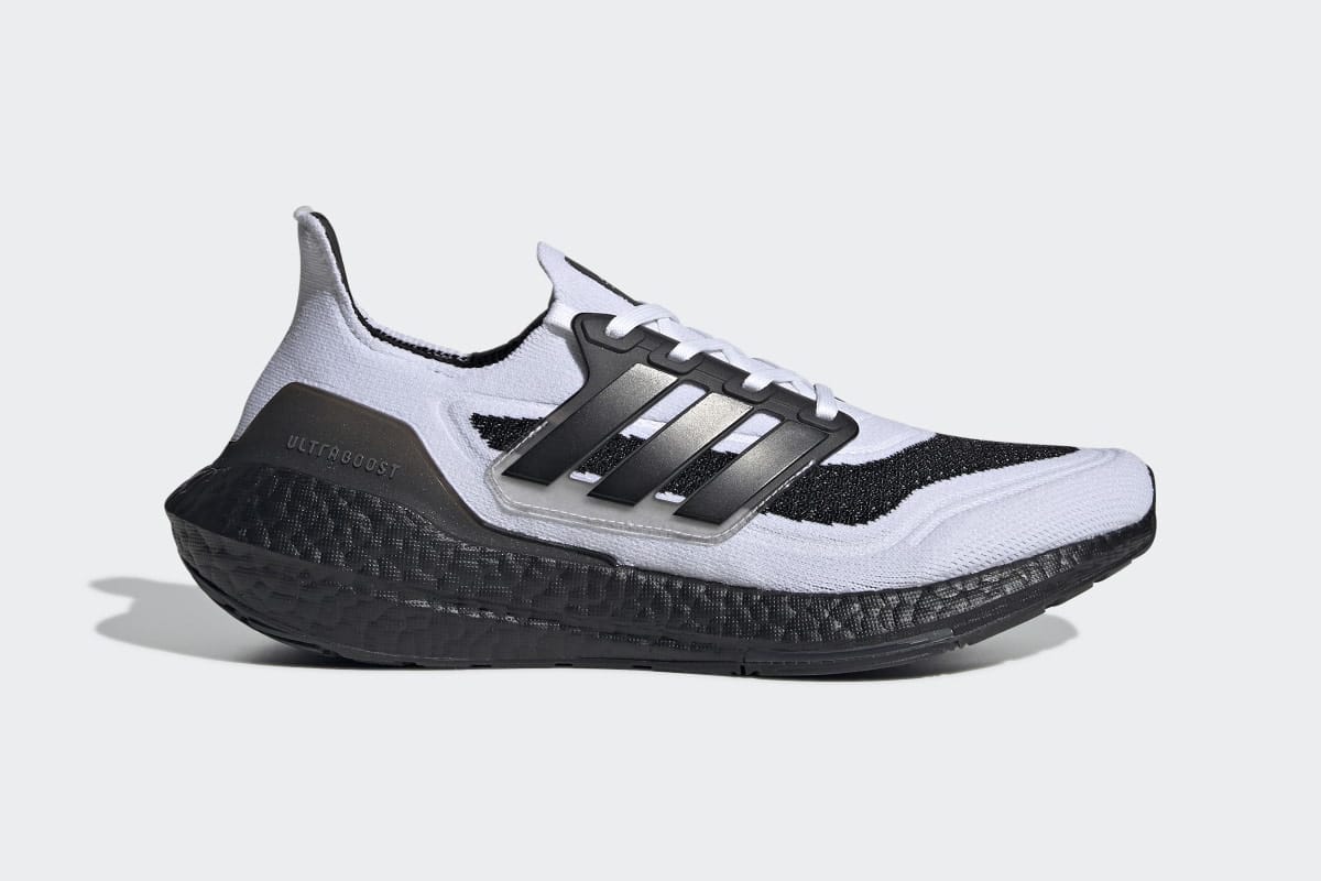 adidas Ultra Boost 2021 Oreo S23708 1