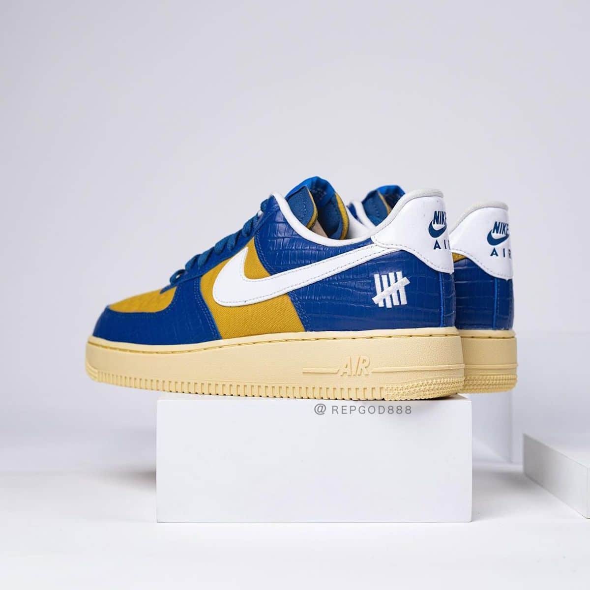 zdjecia Undefeated x Nike Air Force 1 low blue snake DM8462-400 6