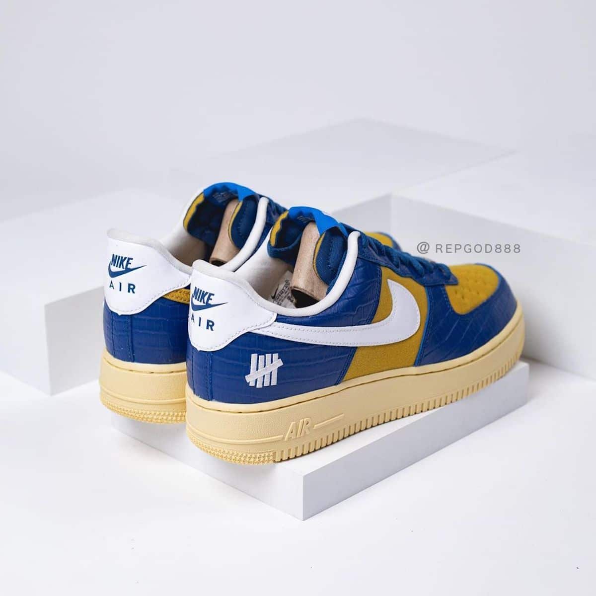zdjecia Undefeated x Nike Air Force 1 low blue snake DM8462-400 8