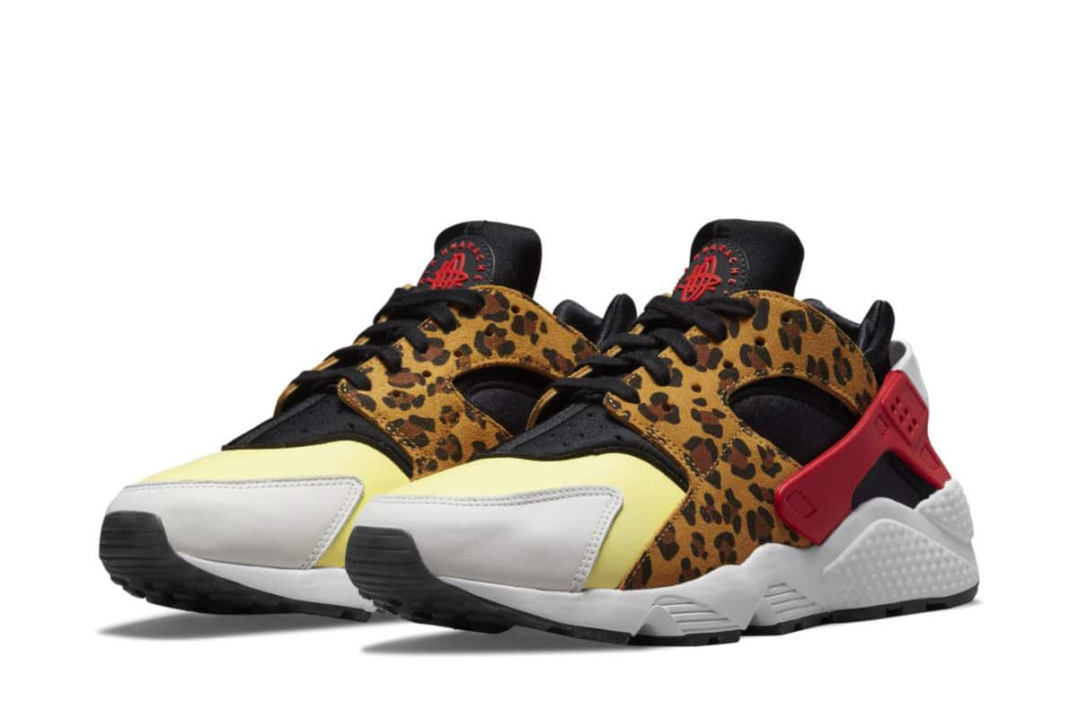 Nike Air Huarache SNKRS Day DM9092-700 4