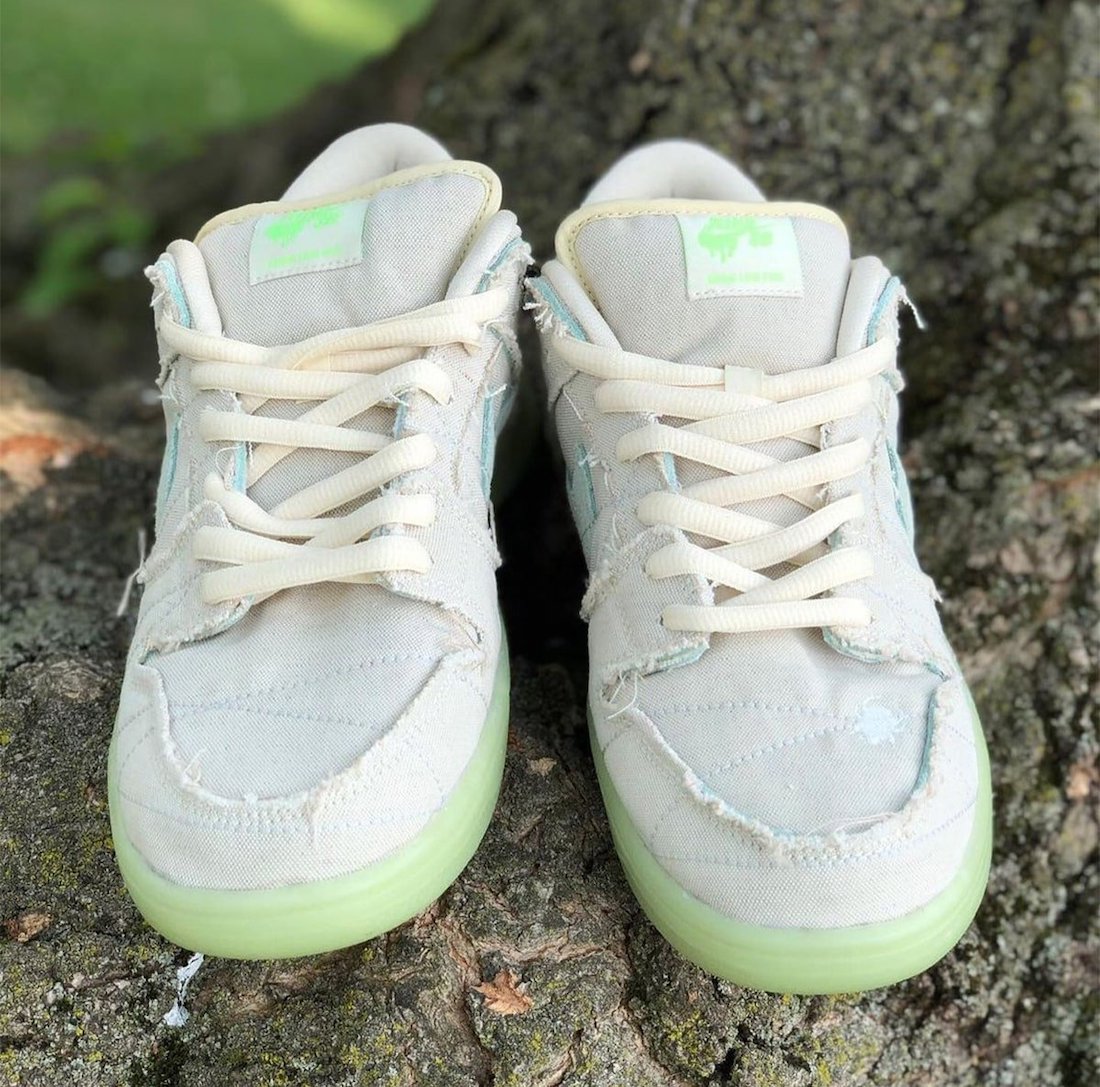 Nike SB Dunk Low Mummy DM0774-111 2