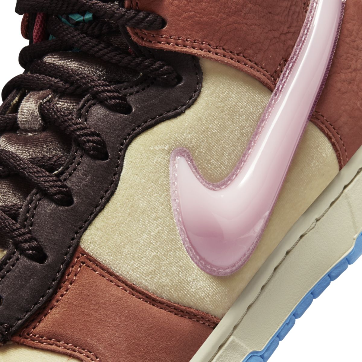 Social Status x Nike Dunk Mid Chocolate Milk DJ1173-700 9