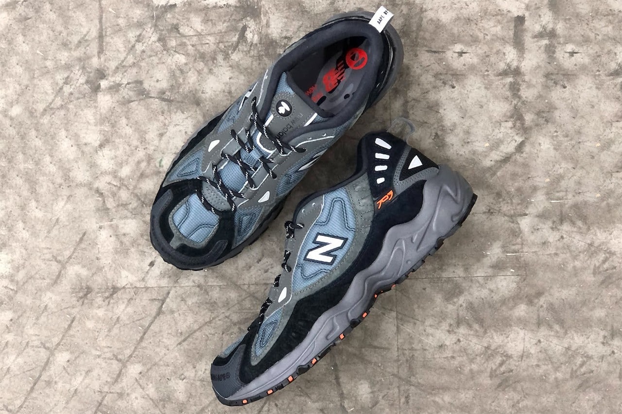 AAPE By A Bathing Ape x New Balance 703 zdjecia 5