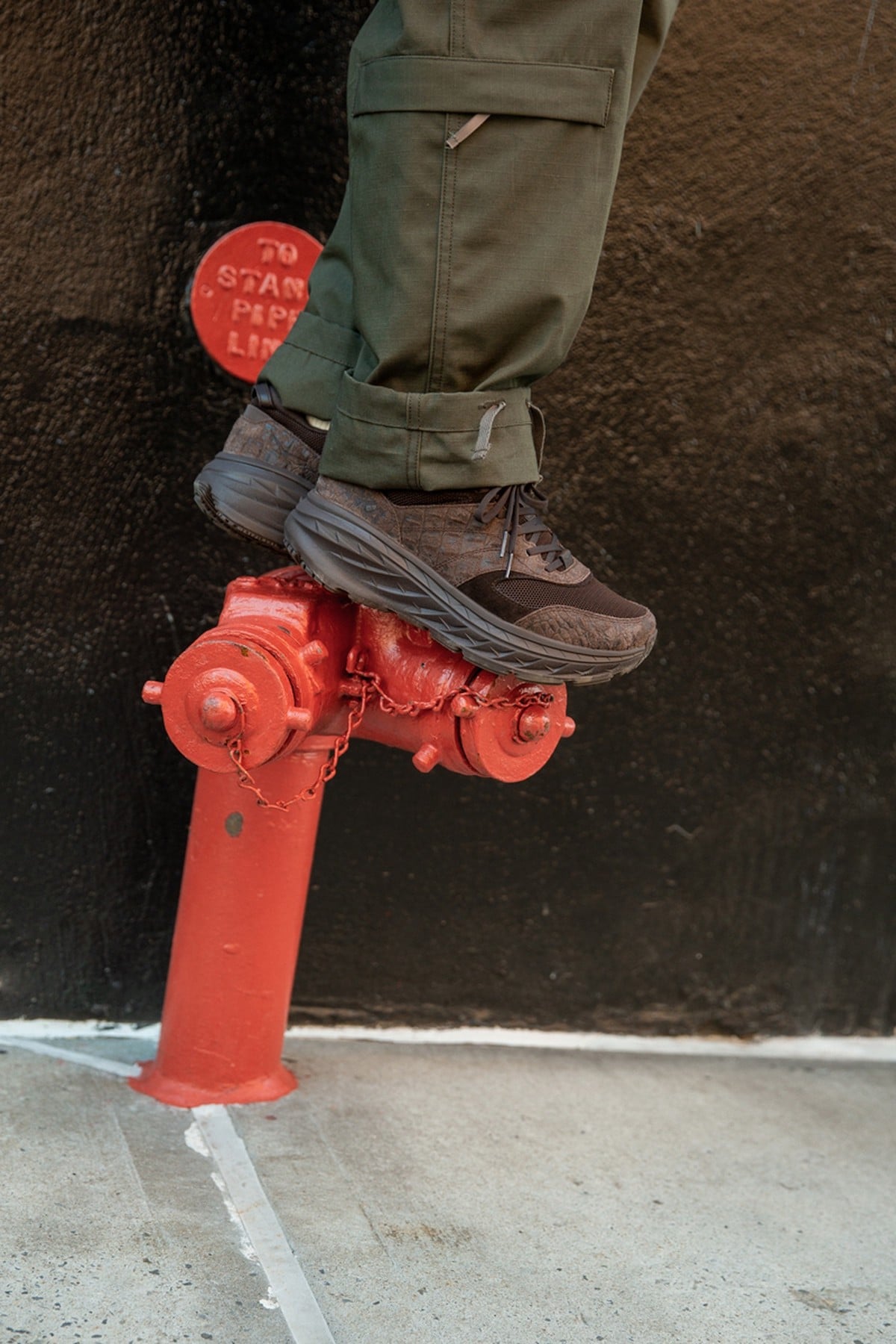 Engineered Garments x HOKA ONE ONE Bondi L 14