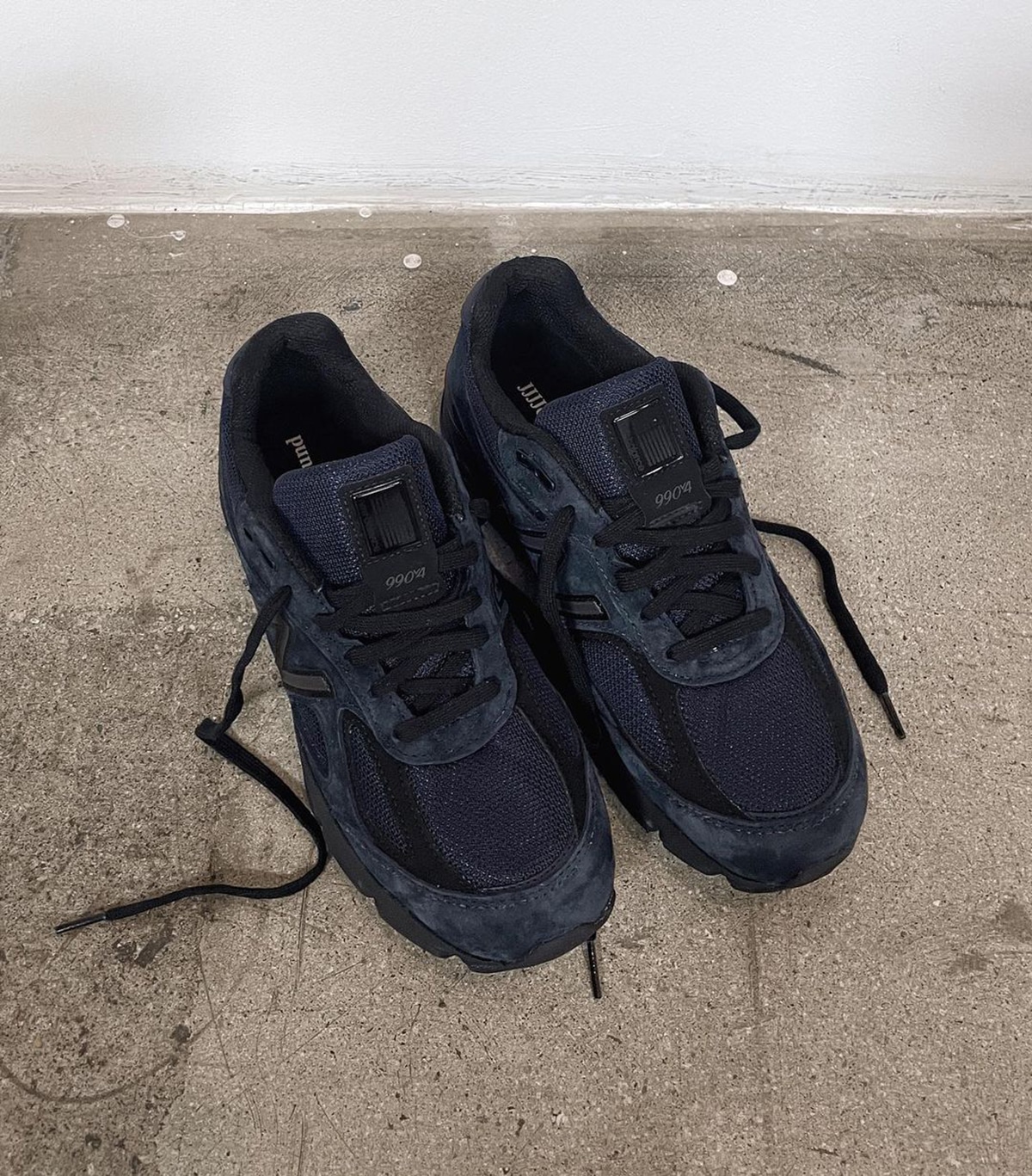 JJJJound x New Balance 990v4 1