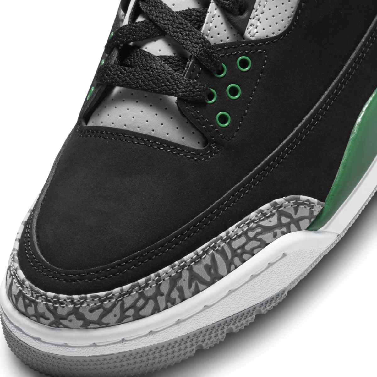 Air Jordan 3 Pine Green CT8532-030 7