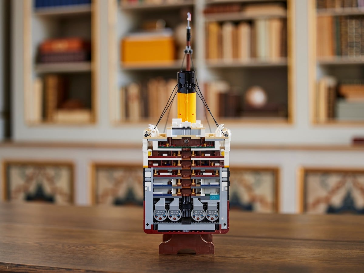 lego titanic 2