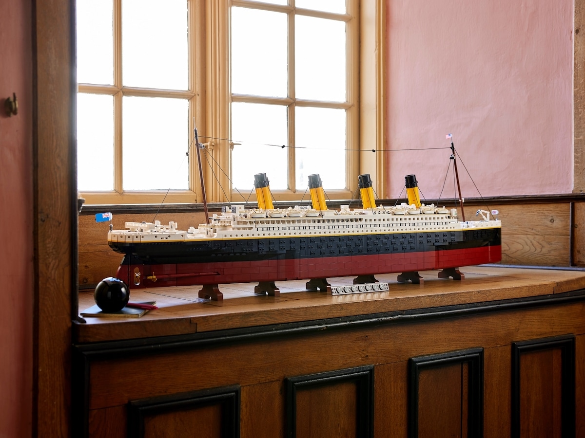 lego titanic 9