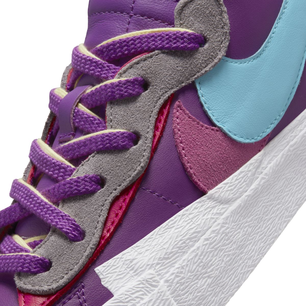 KAWS X Sacai X Nike Blazer Low Purple DM7901-500 9