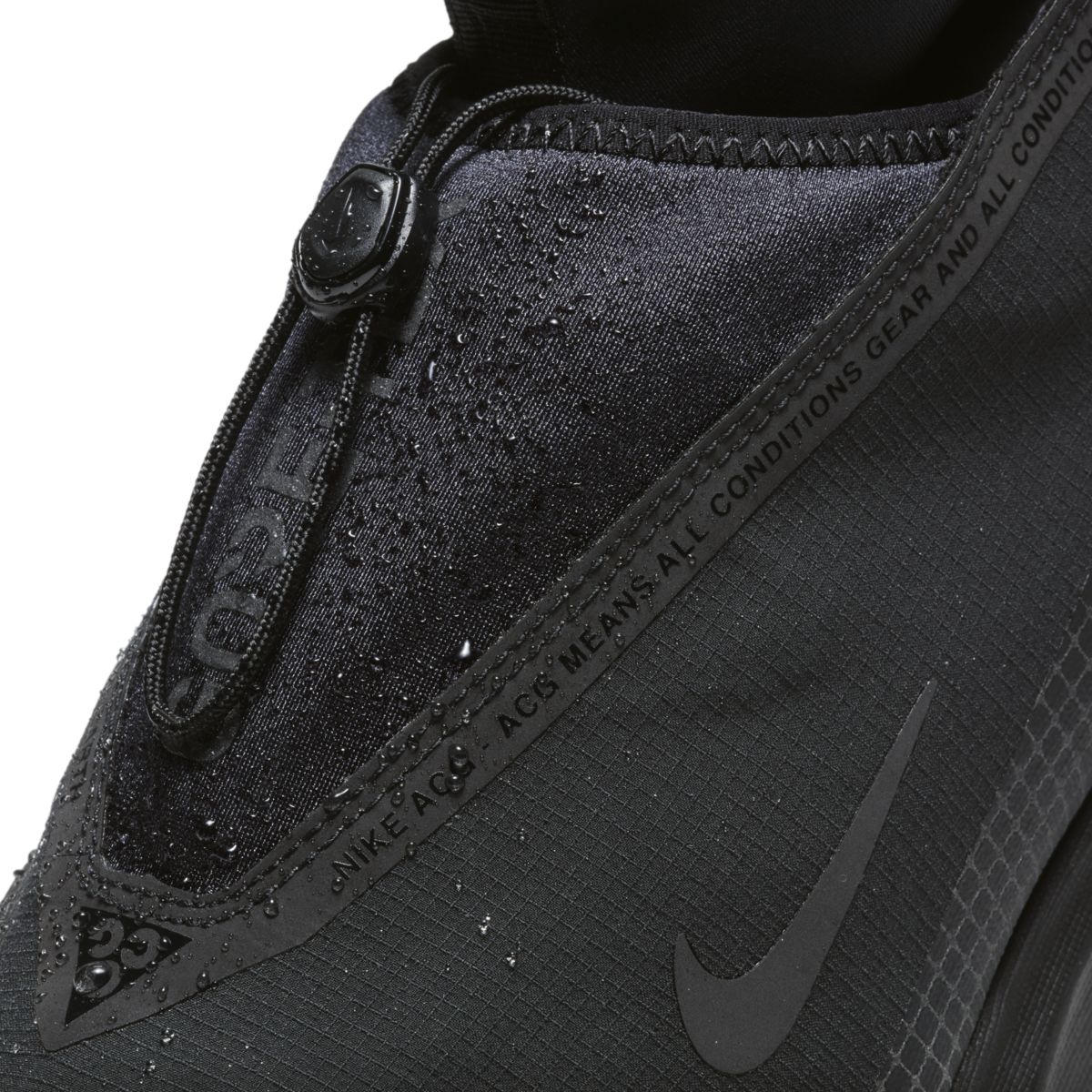 Nike ACG Mountain Fly GORE-TEX Black Dark Grey Black CT2904-002 0
