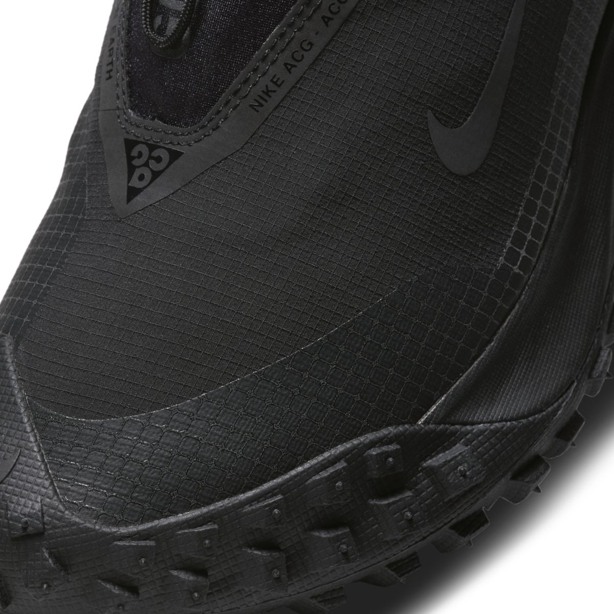 Nike ACG Mountain Fly GORE-TEX Black Dark Grey Black CT2904-002 8