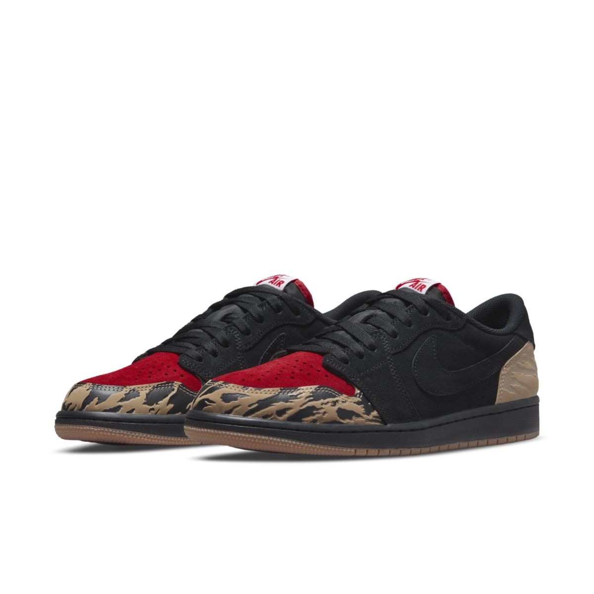 SoleFly x Air Jordan 1 Low Carnivore DN3400-001 4