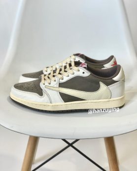 Travis Scott x Air Jordan 1 Low Reverse Mocha 6