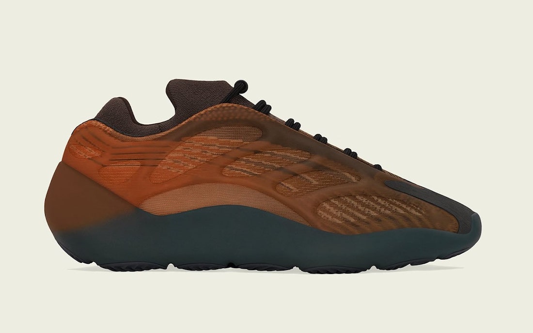 adidas Yeezy 700 V3 Copper Fade GY4109 1
