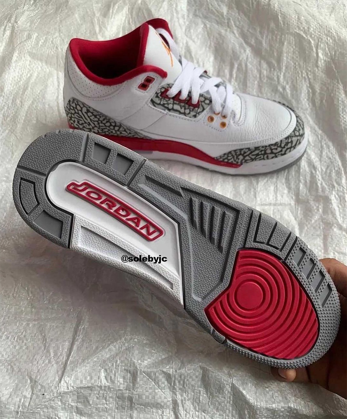 air jordan 3 cardinal CT8532-126 2022 zdjecia 1