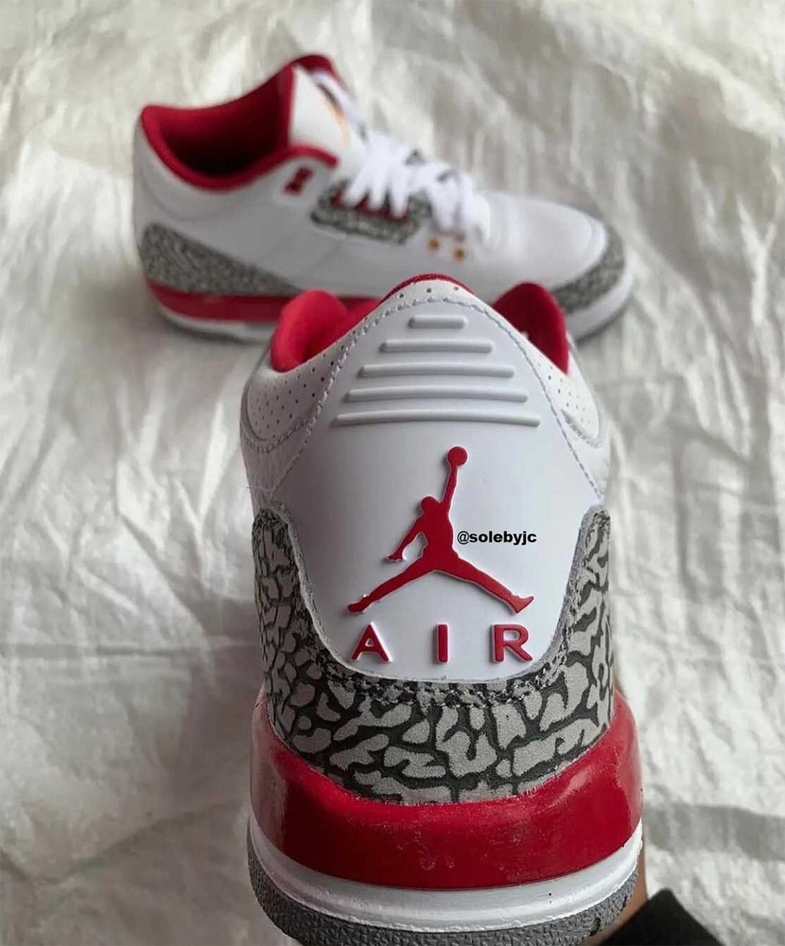 air jordan 3 cardinal CT8532-126 2022 zdjecia 2